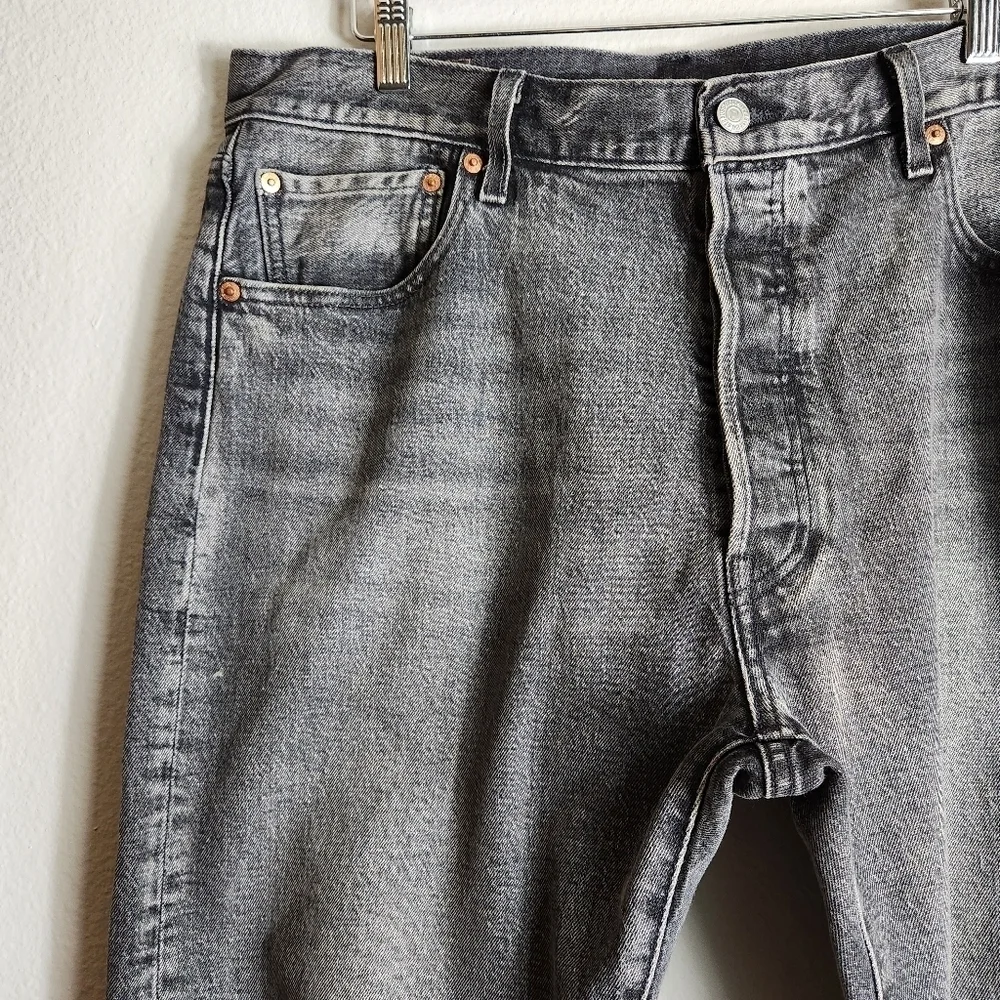 Levis 501 Premium XX '93 Mens Faded Black Button Fly Straight Leg Jeans-Size 36